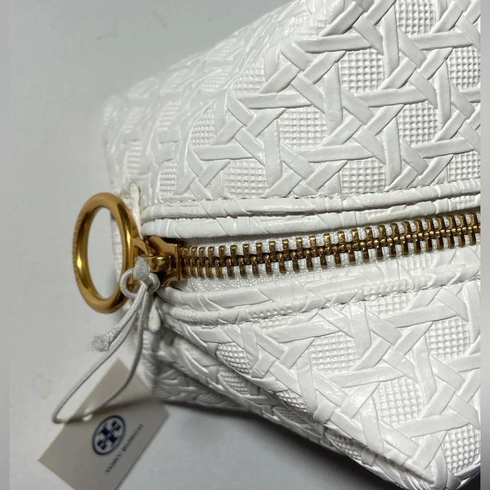 NWT Tory Burch White Basketweave Cosmetic Case Bag Gold Signature Hardware - Picture 4 of 16